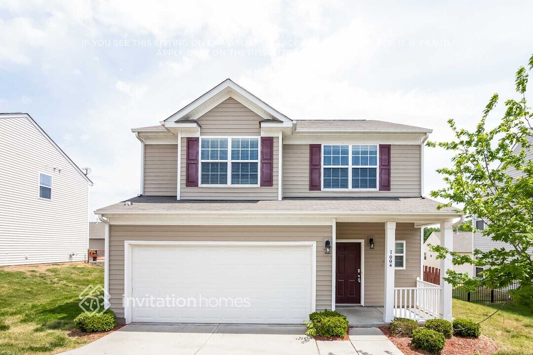 7004 Dacian Ln in Indian Trail, NC - Building Photo
