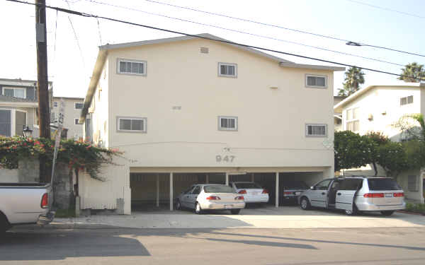 947 Hillcrest St in El Segundo, CA - Building Photo - Building Photo