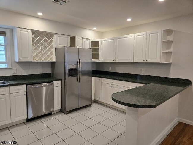property at 89 Sumo Village Ct