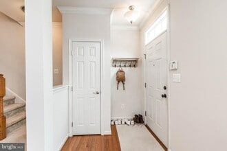 12808 Gate Rail Rd in Clarksburg, MD - Building Photo - Building Photo