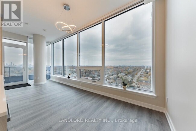 28 Ann St in Mississauga, ON - Building Photo - Building Photo