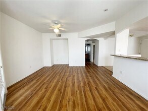 6160 Rumrill St, Unit 234 in Las Vegas, NV - Building Photo - Building Photo