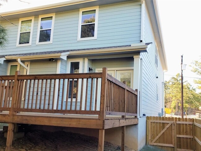 property at 121 N Pahihi Dr