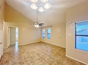 1108 Curtis Dr in Weatherford, TX - Building Photo - Building Photo