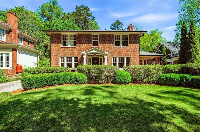 1426 Harvard Rd NE