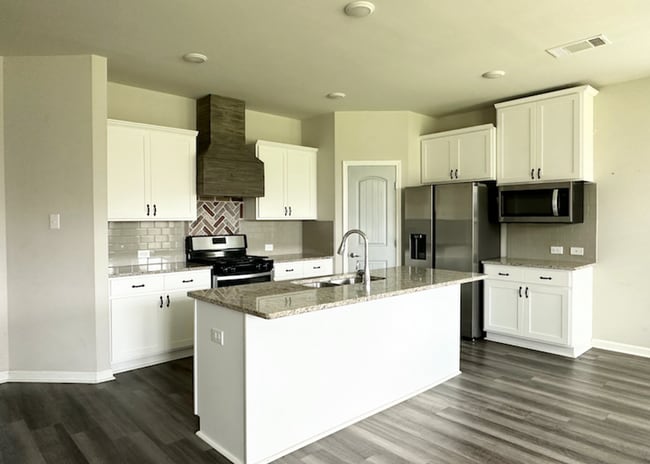 101 Garden Oaks Ave in Youngsville, LA - Building Photo - Building Photo