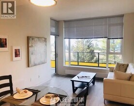 8850 University Crescent in Burnaby, BC - Building Photo - Building Photo