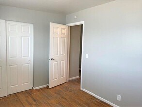 5300 5300 S St in Roy, UT - Building Photo - Building Photo