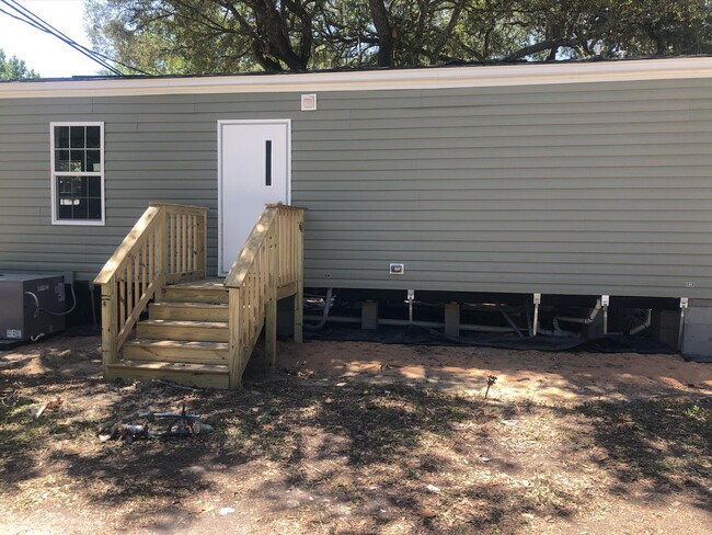 60 Bayou Dr in Fort Walton Beach, FL - Building Photo - Building Photo