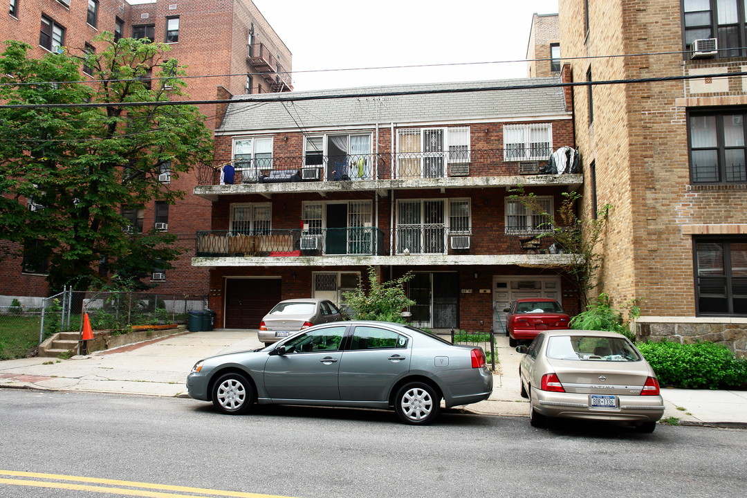 14440-14442 35th Ave in Flushing, NY - Building Photo