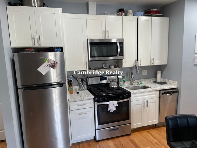 33 Gore St, Unit 2A