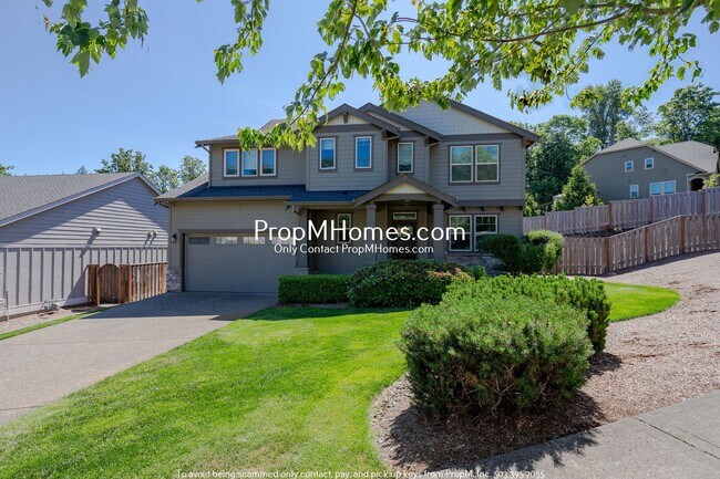 property at 11774 SE Lincoln Heights St