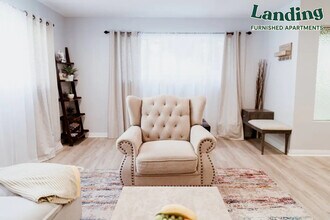 11153 Morrison St-Unit -1153 1/2.1296880 in Los Angeles, CA - Building Photo - Building Photo
