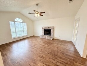 570 Terry Ave in Springdale, AR - Building Photo - Building Photo