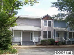 1802 Village Lake Dr in Charlotte, NC - Building Photo