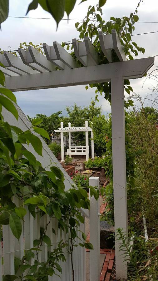 829 N Salina St, Unit #1