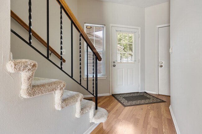 1171 Regency Dr in Schaumburg, IL - Building Photo - Building Photo