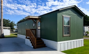 6650 Broadoak St in Beaumont, TX - Building Photo - Building Photo