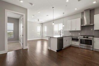 4501 Jackson Ave in Austin, TX - Building Photo - Building Photo