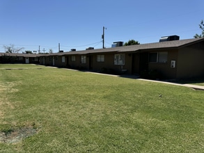 Riggs Circle in Mesa, AZ - Building Photo - Building Photo