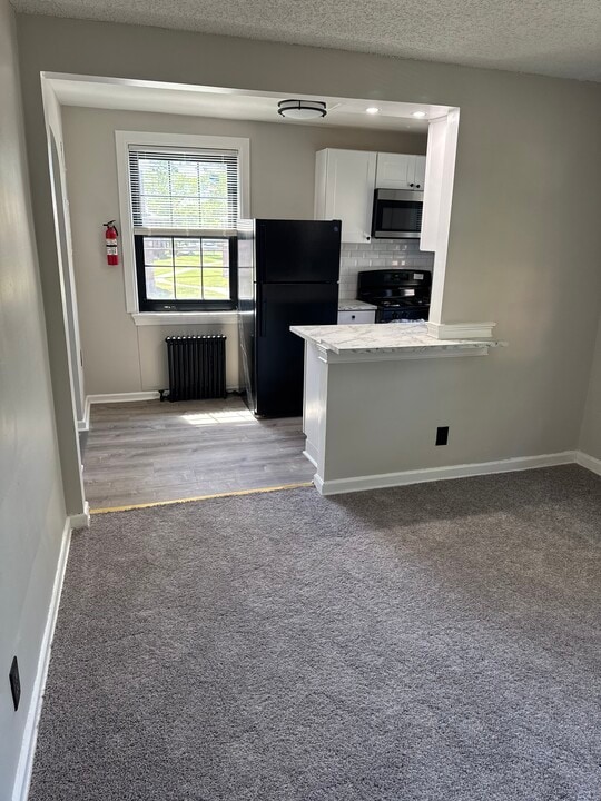 3243 Floyd Walk in Camden, NJ - Building Photo
