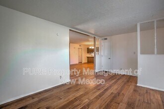 901 Alice Ct NE in Albuquerque, NM - Building Photo - Building Photo