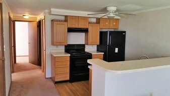 Woods Crossing Apartments