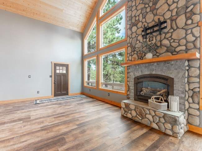 117 Hummingbird Rd in East Wenatchee, WA - Building Photo - Building Photo