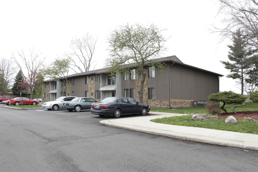 Small Farms in Gary, IN - Foto de edificio