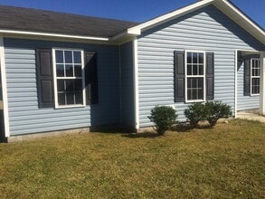 104 Stallings Ct in Elizabeth City, NC - Building Photo - Building Photo