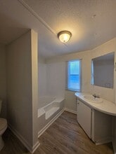 1133 Pickett Rd in Jacksonville, NC - Building Photo - Building Photo