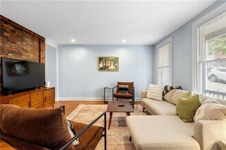 1207 Linden Pl in Pittsburgh, PA - Building Photo - Building Photo
