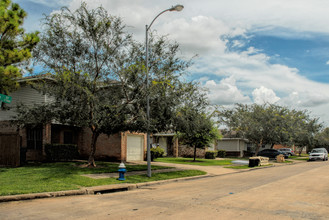 Westbury Village Homes in Missouri City, TX - Building Photo - Building Photo