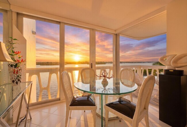 2505 S Ocean Blvd in Palm Beach, FL - Building Photo - Building Photo