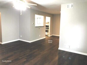 123 Echelon Rd, Unit 3 in Voorhees Township, NJ - Foto de edificio - Building Photo