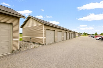 Pleasant Court Apartments in Park Rapids, MN - Building Photo - Building Photo