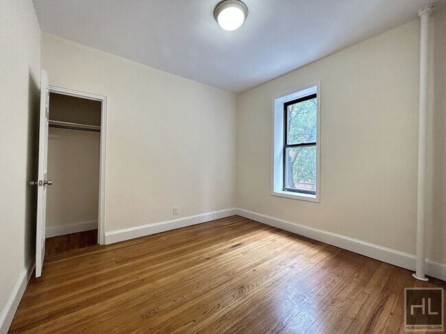 East 38th Street in New York, NY - Building Photo - Building Photo