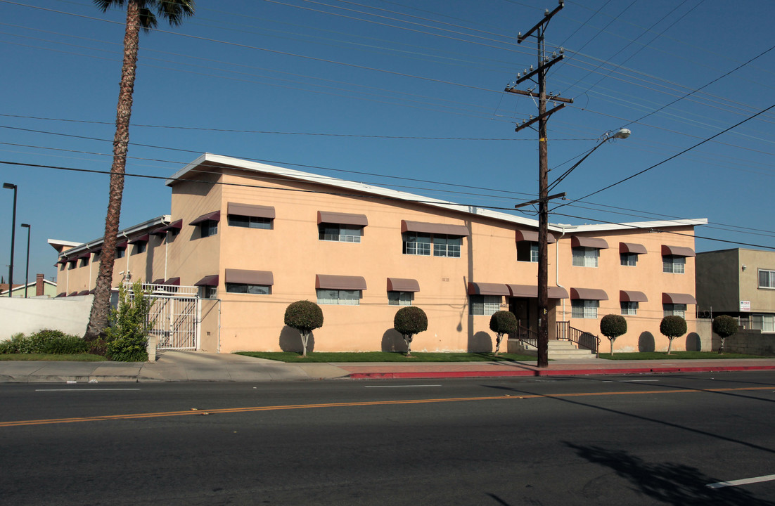 16020 Van Ness Ave in Torrance, CA - Building Photo