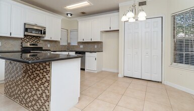 16123 Cairngorm Ave in Houston, TX - Building Photo - Building Photo