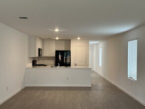 1429 Erie Dr in Sherman, TX - Foto de edificio - Building Photo