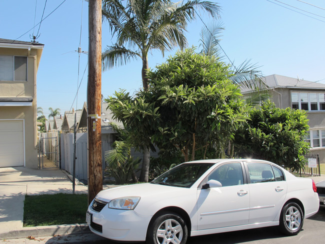 852 W 18th St in San Pedro, CA - Building Photo - Building Photo