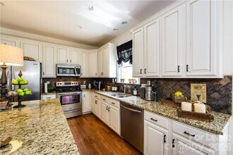 10378 Sutherby Dr in Charlotte, NC - Building Photo - Building Photo