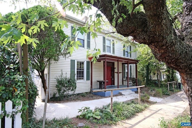 property at 712 Monticello Ave