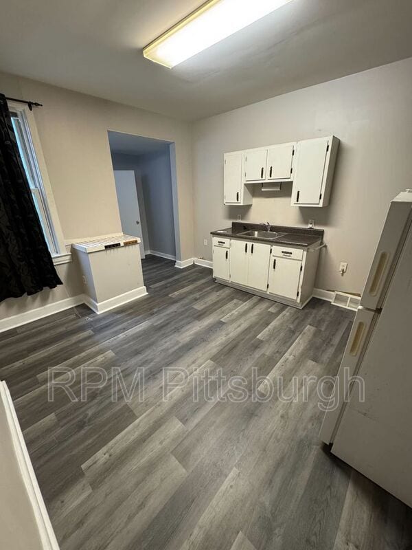 122 Earl St in Pittsburgh, PA - Building Photo - Building Photo