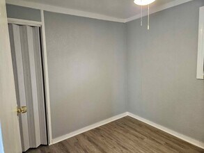 1109 E Okaloosa Ave in Tampa, FL - Building Photo - Building Photo