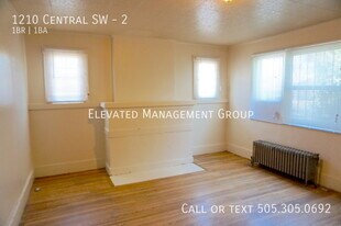 1210 Central Ave SW in Albuquerque, NM - Building Photo