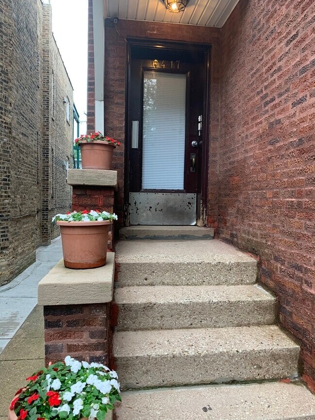6417 N Wayne Ave in Chicago, IL - Building Photo - Building Photo