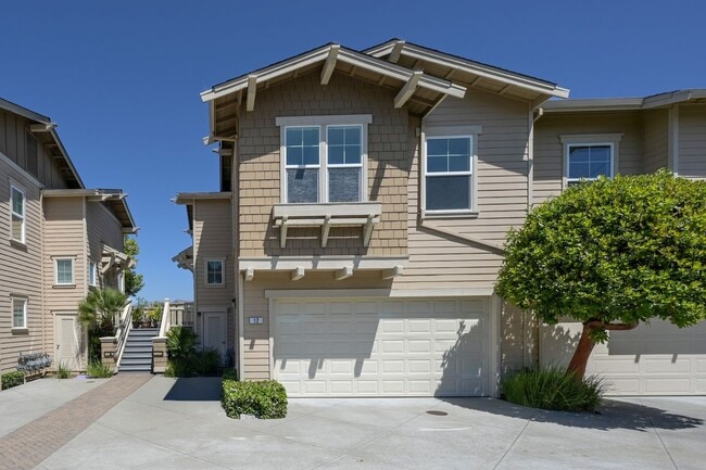 property at 12 Merrydale Ct