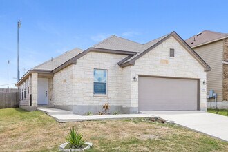 6806 Slaton Fields in Converse, TX - Building Photo - Building Photo