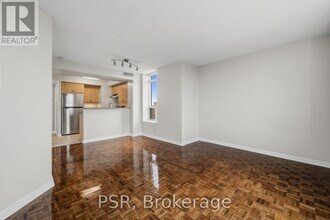 515 Rosewell Ave in Toronto, ON - Building Photo - Building Photo